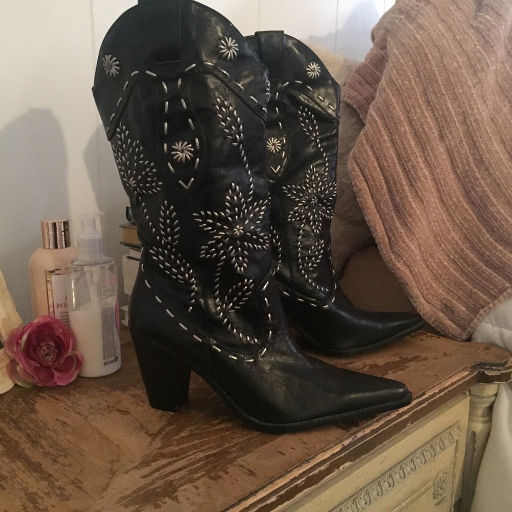 Bakers Cowboy Boots